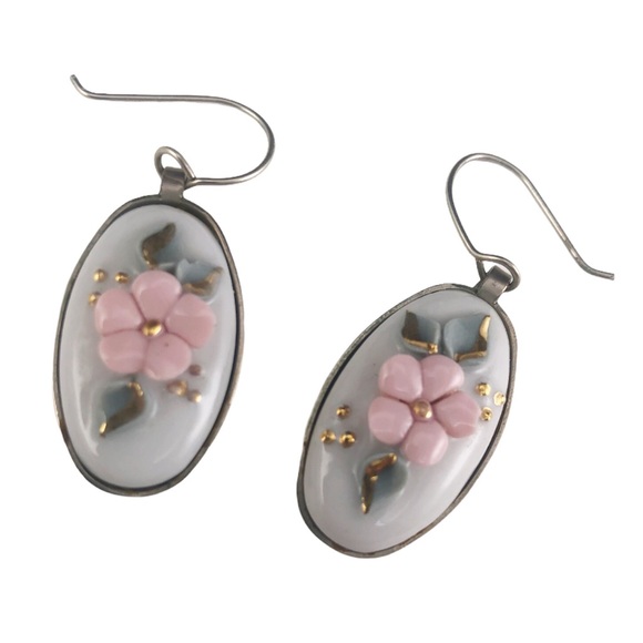 Vintage Oval Flower Ceramic Porcelain Earrings - Picture 4 of 9